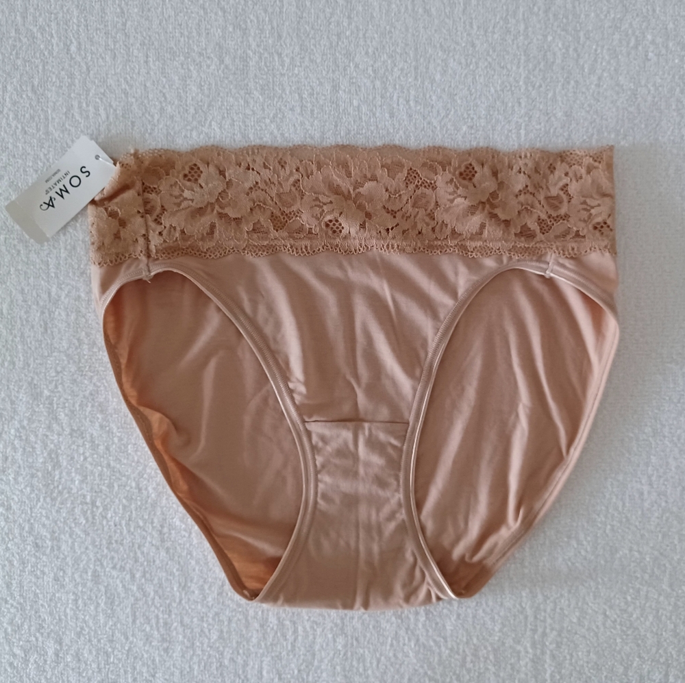 NWT Soma Embraceable Lace High Leg Beige Panty, size S